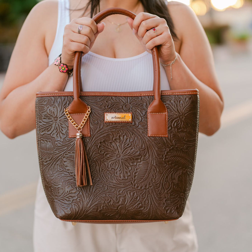 
                  
                    Brown Purse with Cincelado
                  
                